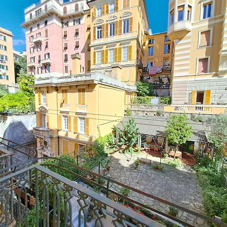 L'Alcova B&B, A Due Passi Dal Centro Genova Esterno foto