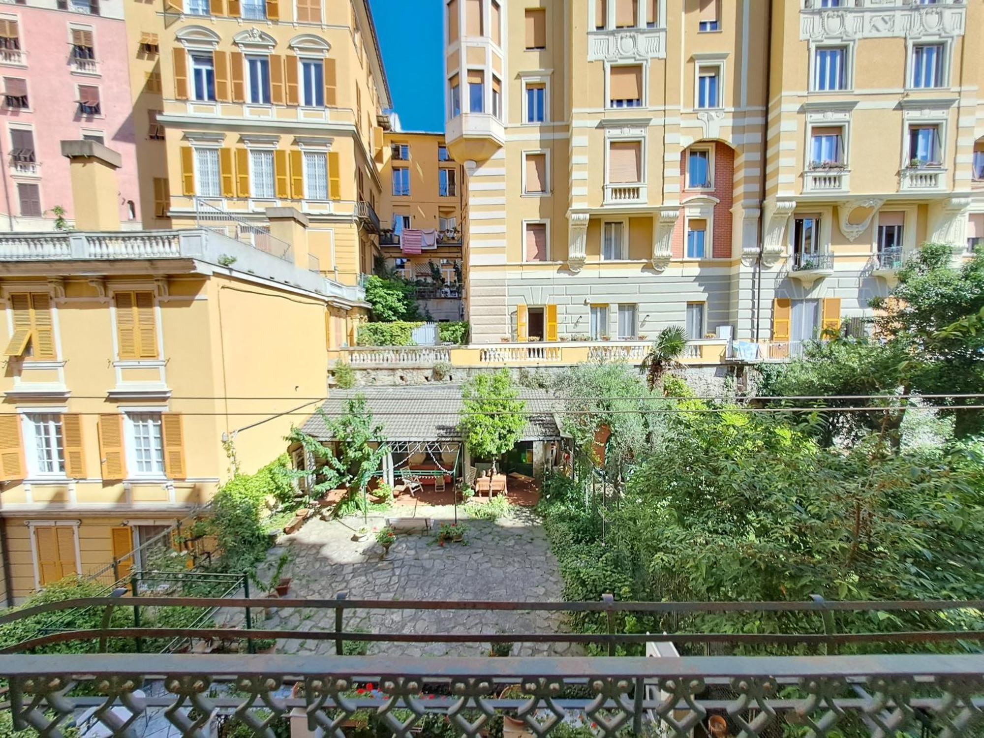 L'Alcova B&B, A Due Passi Dal Centro Genova Esterno foto